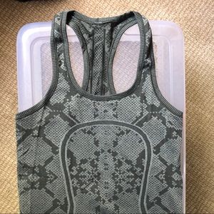 Lululemon Snake Skin Razorback Tank Size 4